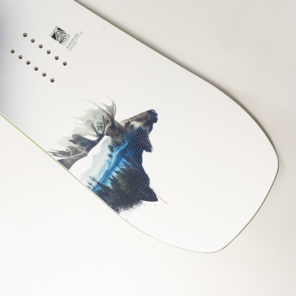 NEVER SUMMER Trooper Snowboard 2025/2026