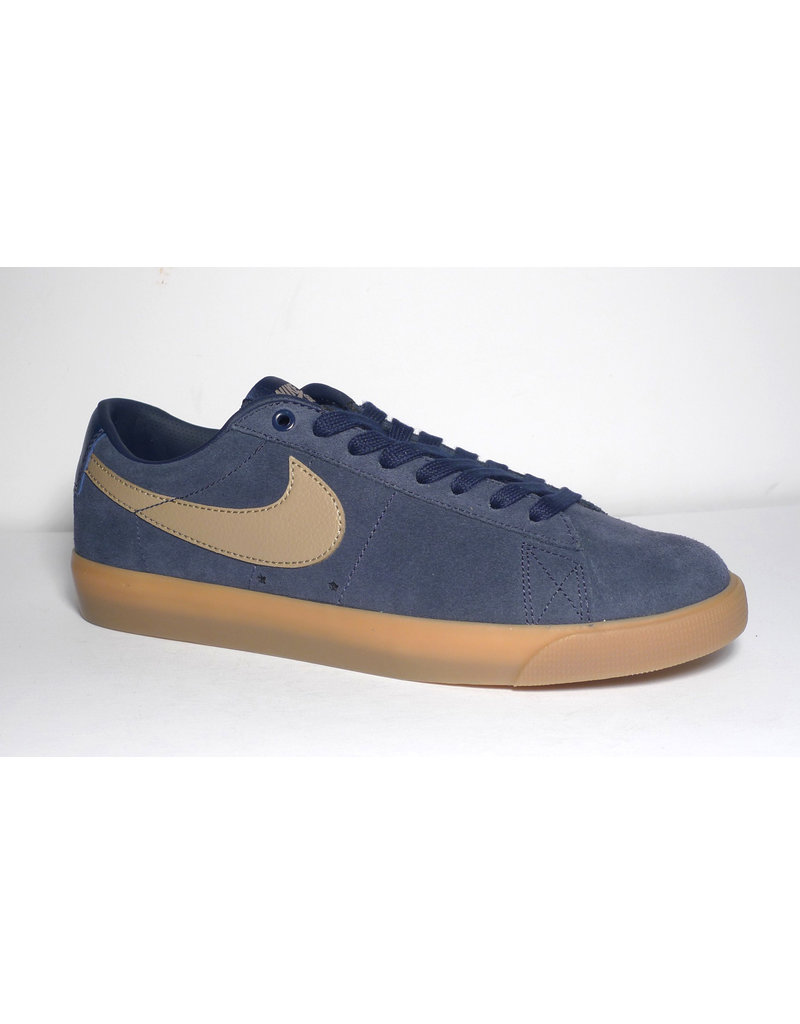 nike blazer low khaki