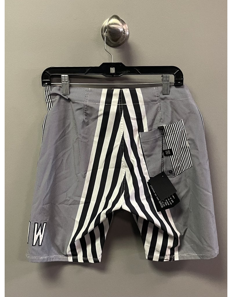 Krew Scream Shorts - White/Black (size 30)
