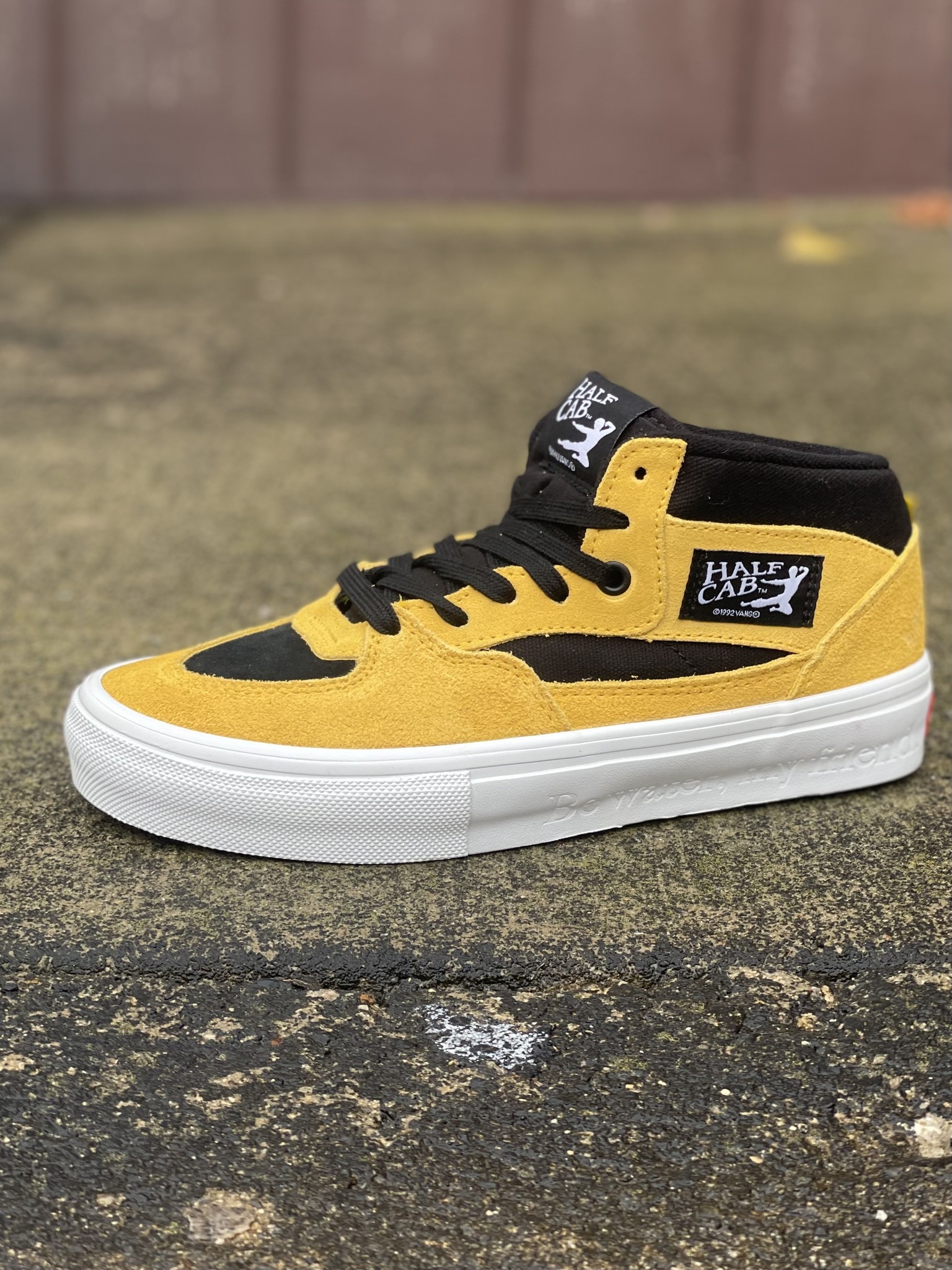 Vans Skate Half Cab x Bruce Lee - Black/Yellow - FA SKATES