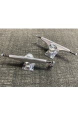 Krux Krux K5 9.0 Polished Silver Trucks (set of 2)