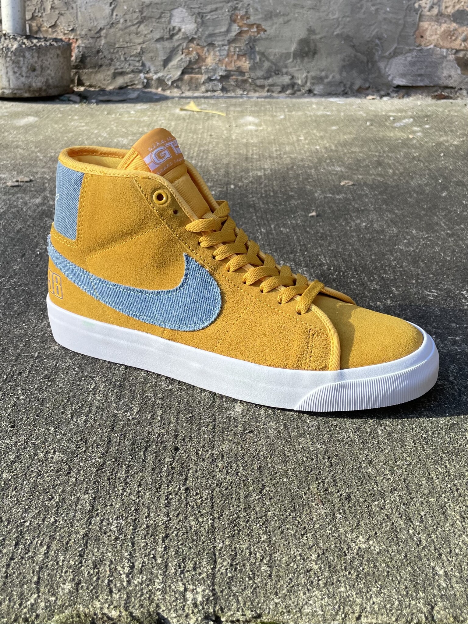 Nike portmore mid online