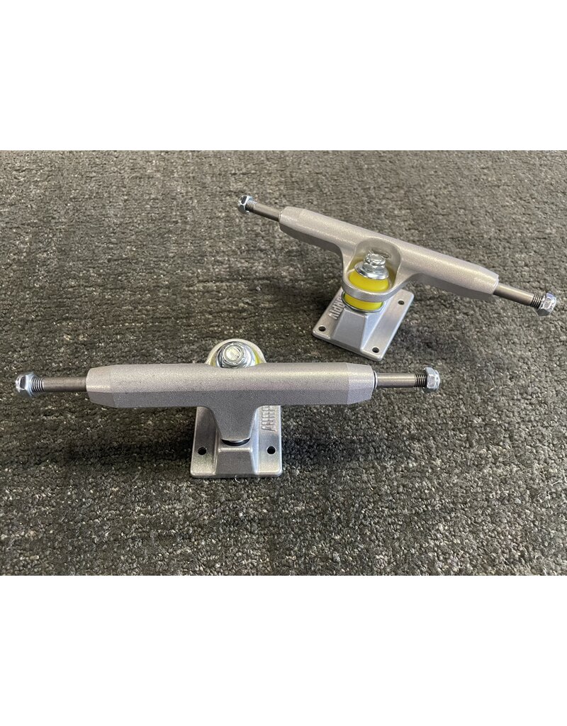 Lurpiv Lurpiv Polished 150mm Trucks (Set of 2)