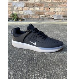 Nike SB Nike sb Zoom Nyjah 3 - Black/White-Black-Summit White