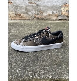 Nike SB Nike sb Blazer Low GT Premium - Black/Safety Orange-Black (size 8.5)