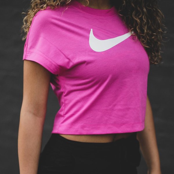 fuchsia pink nike shirt