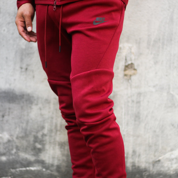 nike fleece red nike fleece red
