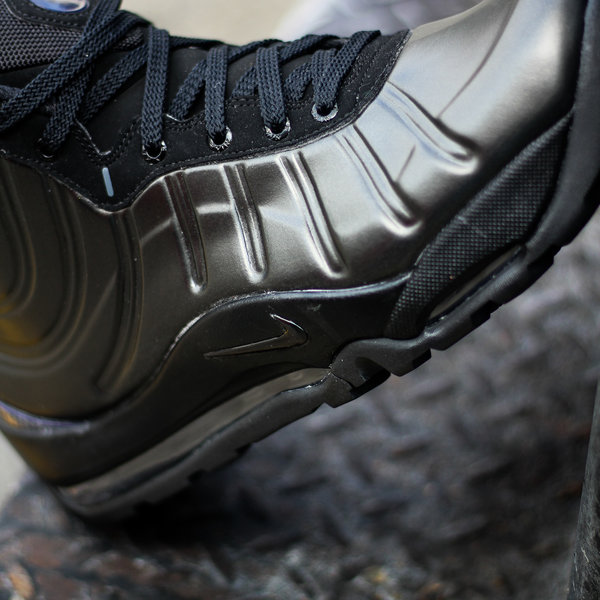 nike air bakin posite size 14