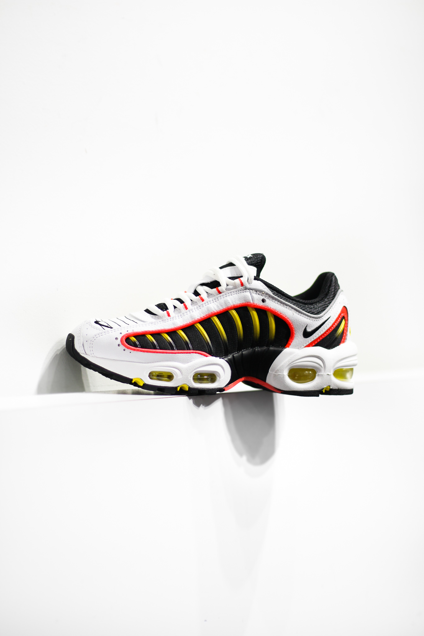 nike tailwind