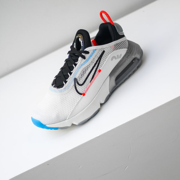 nike air max 2090 bronze