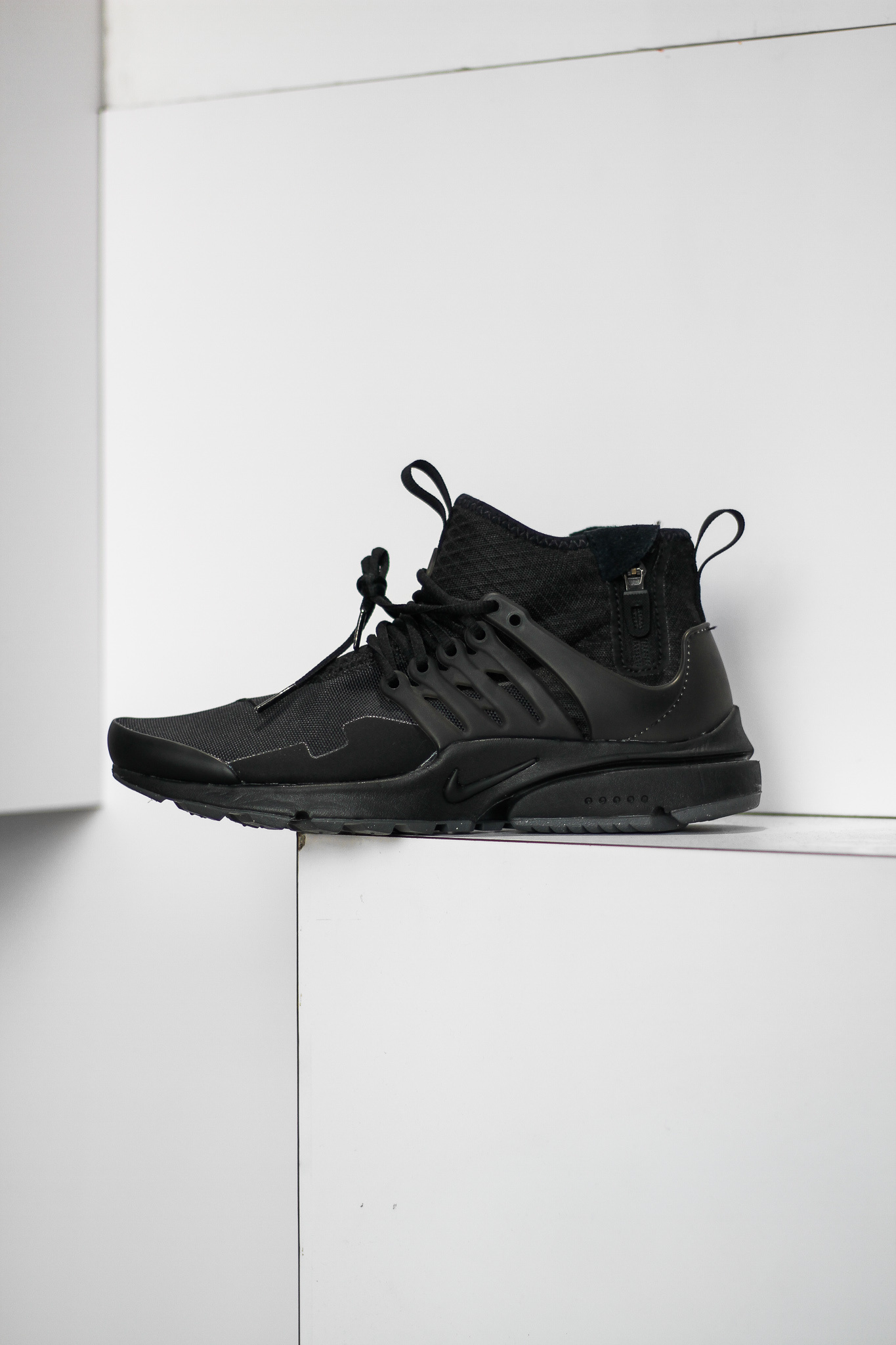 nike presto mid utility black