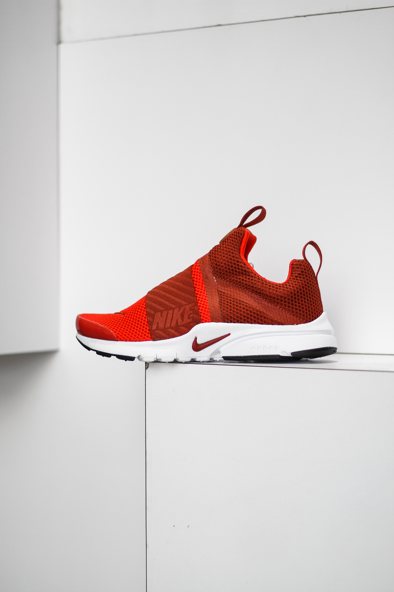 nike presto red white blue