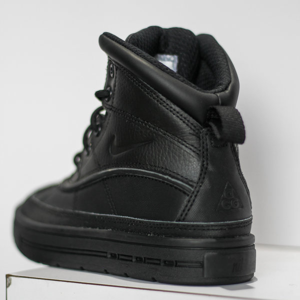 nike woodside 2 black