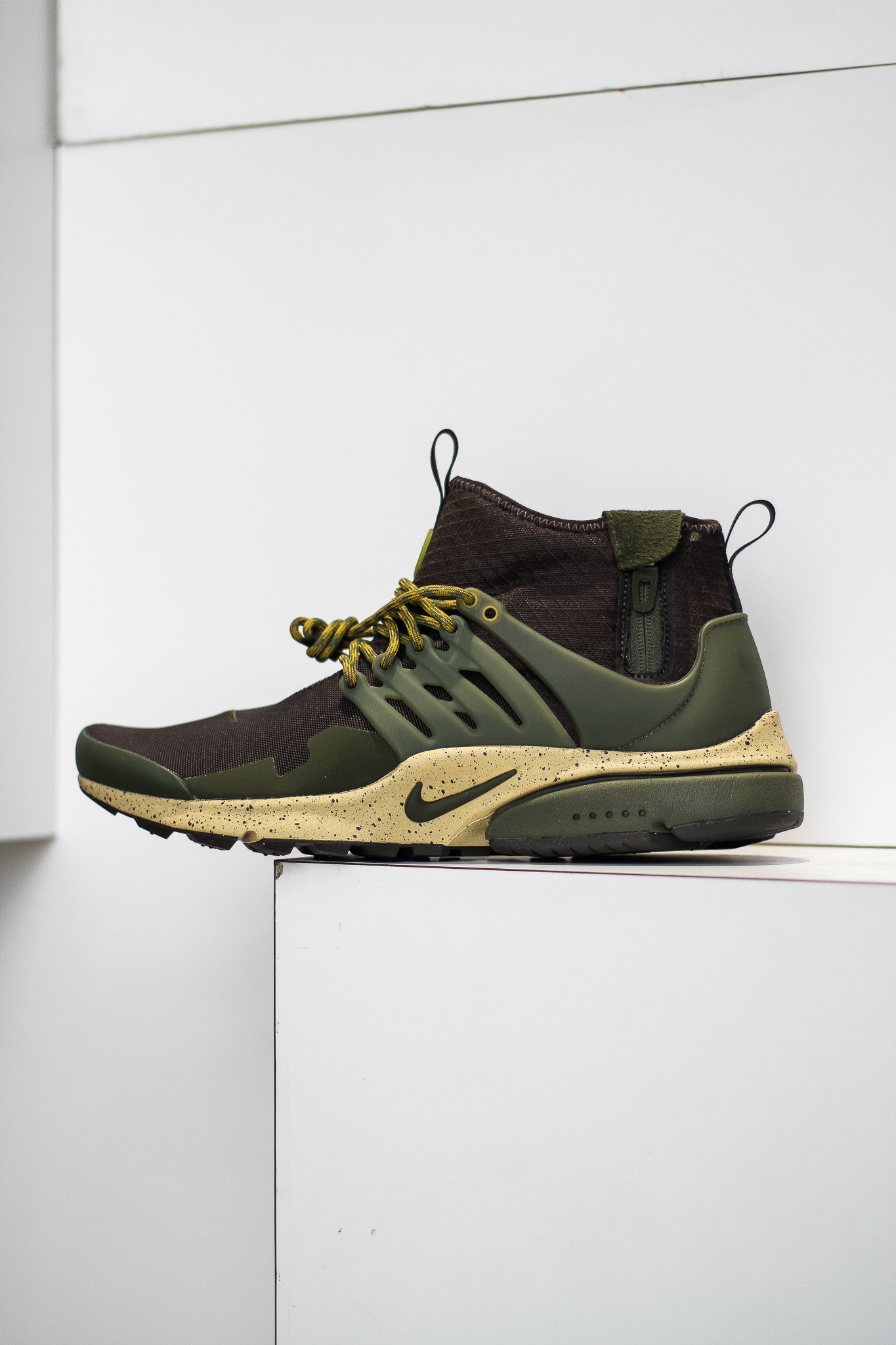 air presto mid utility cargo khaki