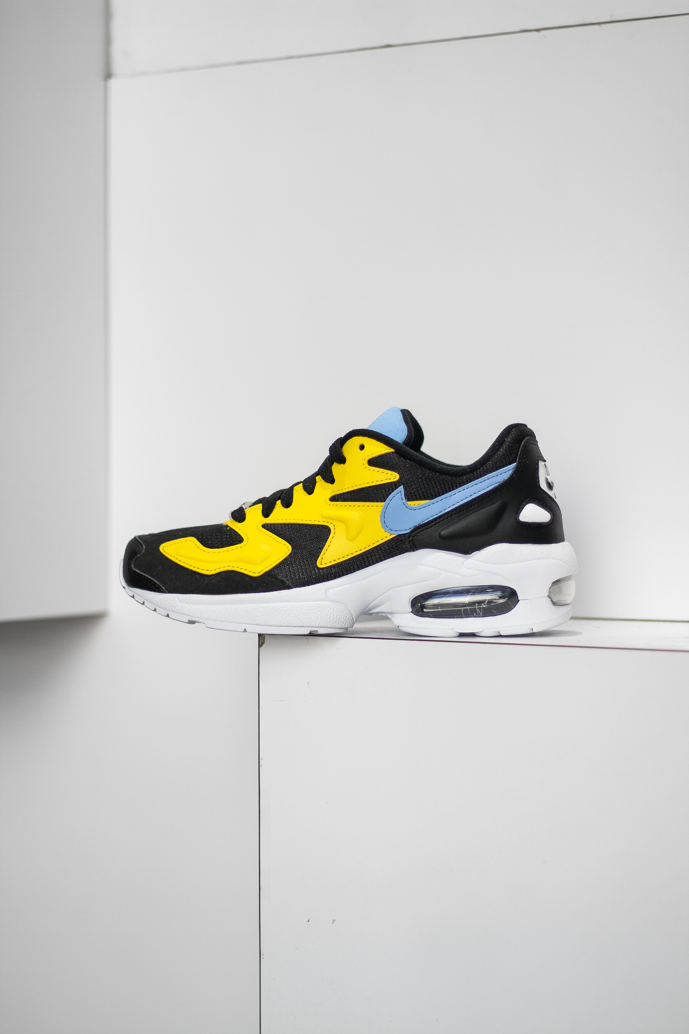 air max 2 light yellow