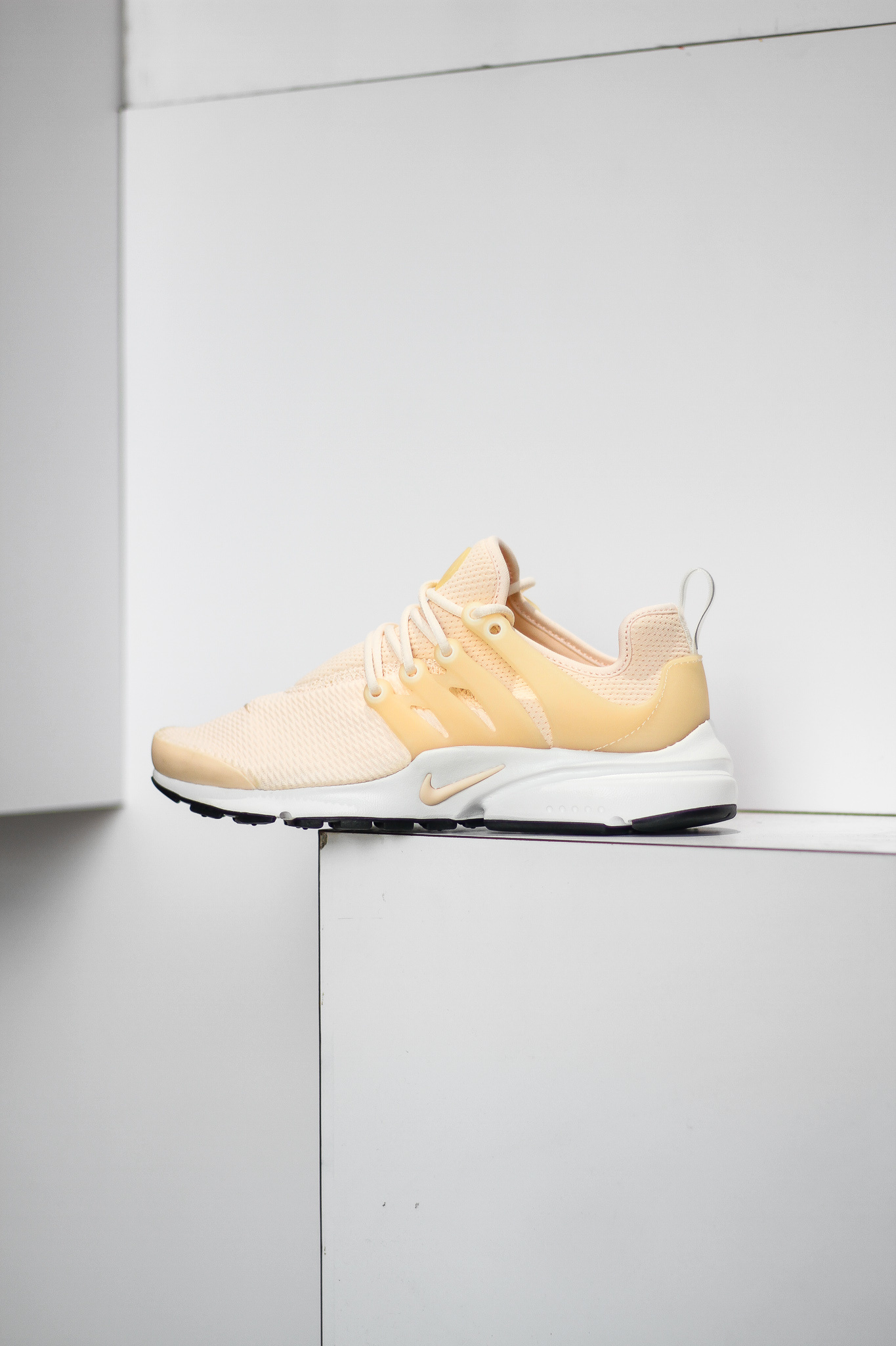 nike air presto particle beige