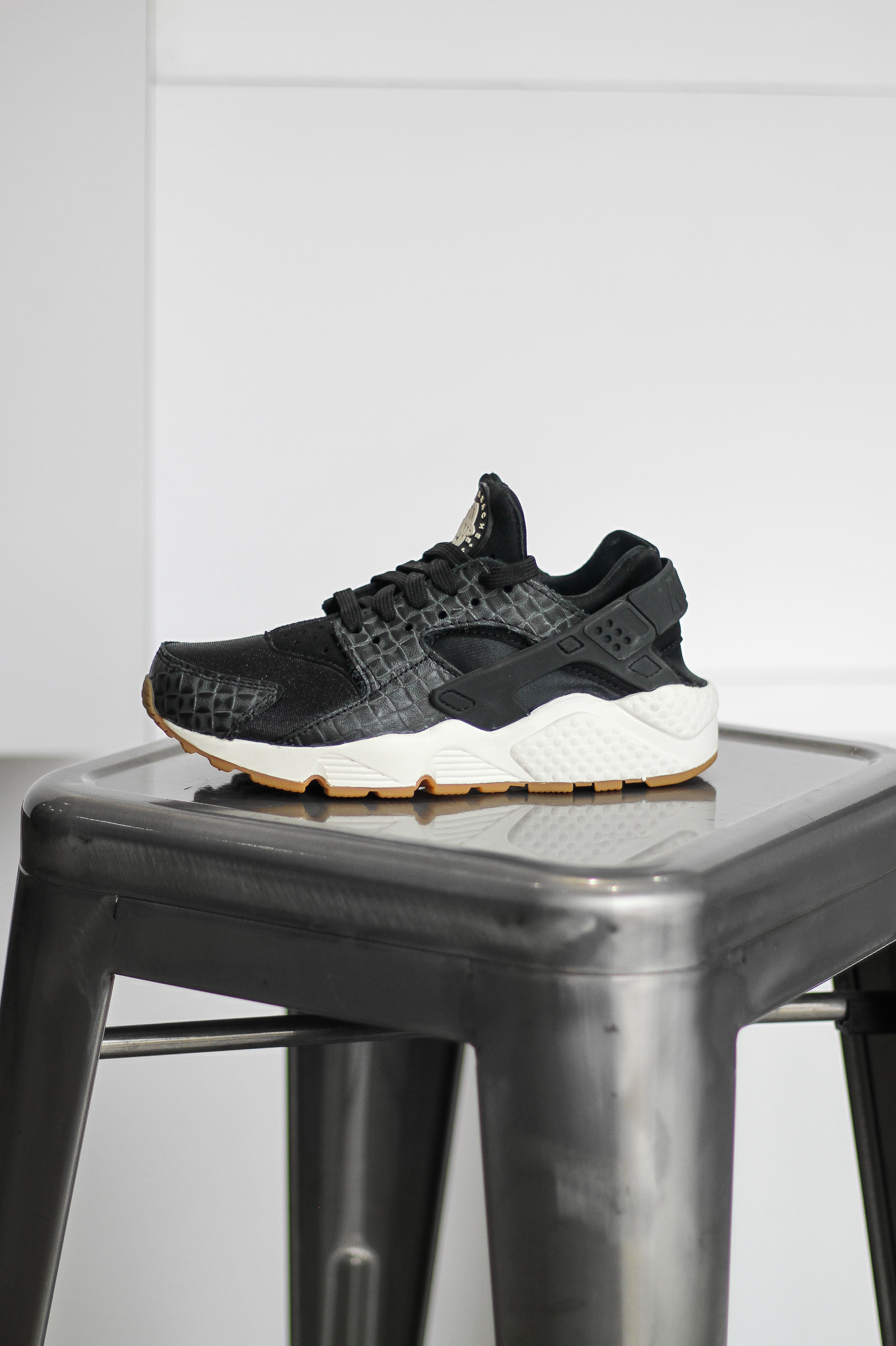 nike air hurache run prm