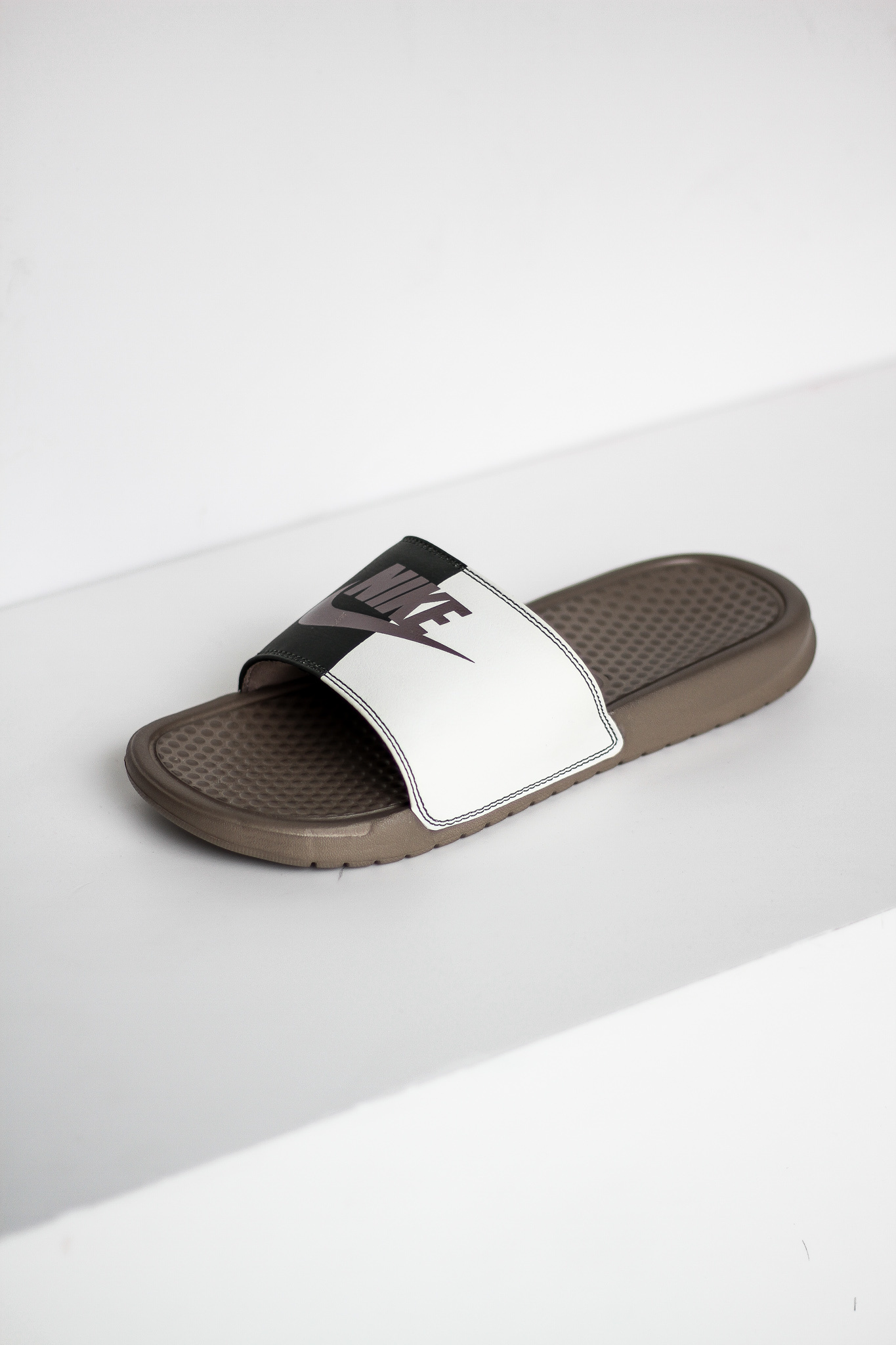 benassi jdi white