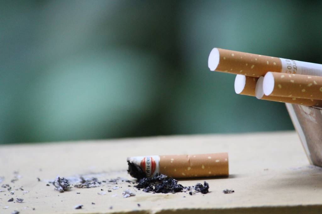 Save Money: Vaping vs. Smoking