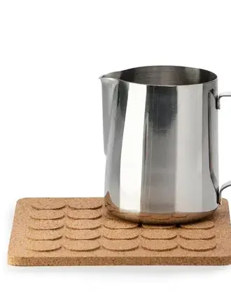 BORN IN SWEDEN · Sous-plat carré | Liège naturel brut | Pois