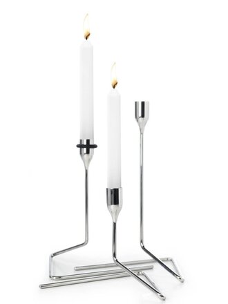 BORN IN SWEDEN · Bougeoirs "Puzzle" | Acier inoxydable | Argent | Ensemble de 3 (26 cm, 20 cm, 18 cm)