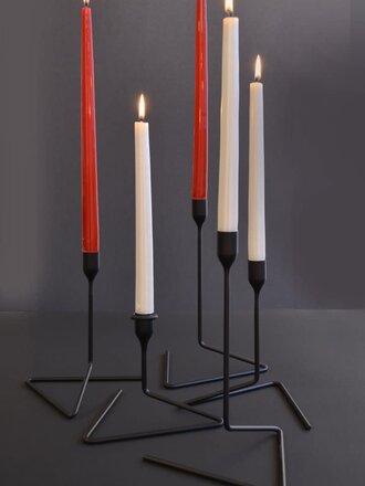 BORN IN SWEDEN · Bougeoirs "Puzzle" | Acier inoxydable | Noir | Ensemble de 3 (26 cm, 20 cm, 18 cm)