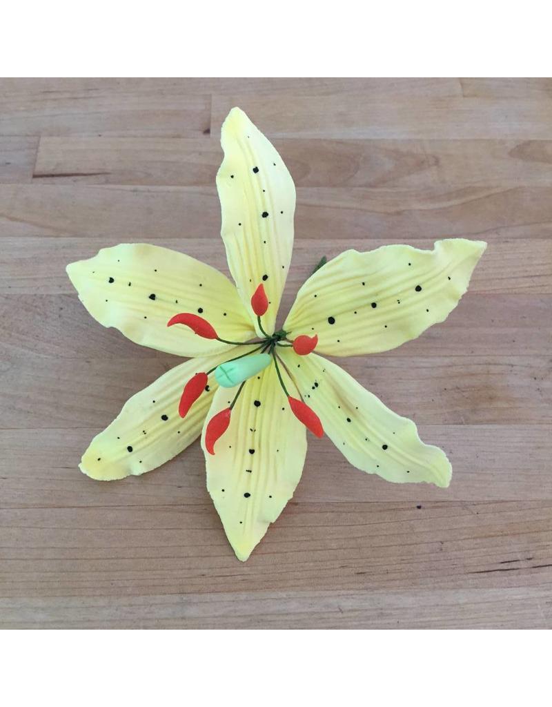 LILIUM YELLOW 4" SUGAR FLOWER