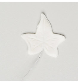 SUGAR FLOWER IVY LEAVES WHITE 1.5" (PACK OF 10)
