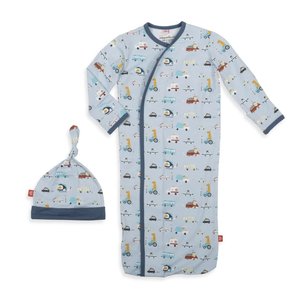 Magnificent Baby Giraffic Jam Magnetic Gown & Hat
