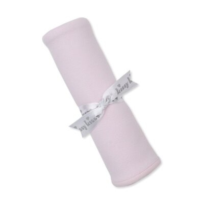 Kissy Kissy Pink Sweet Homecoming Jacquard Blanket