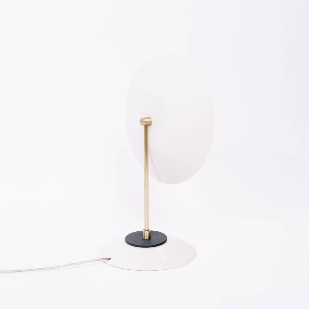 Sarah Cihat Reis Lamp (2018)