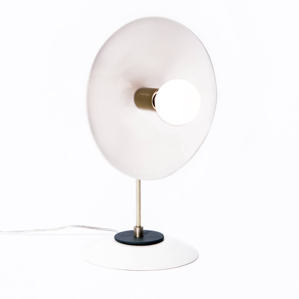 Sarah Cihat Reis Lamp (2018)