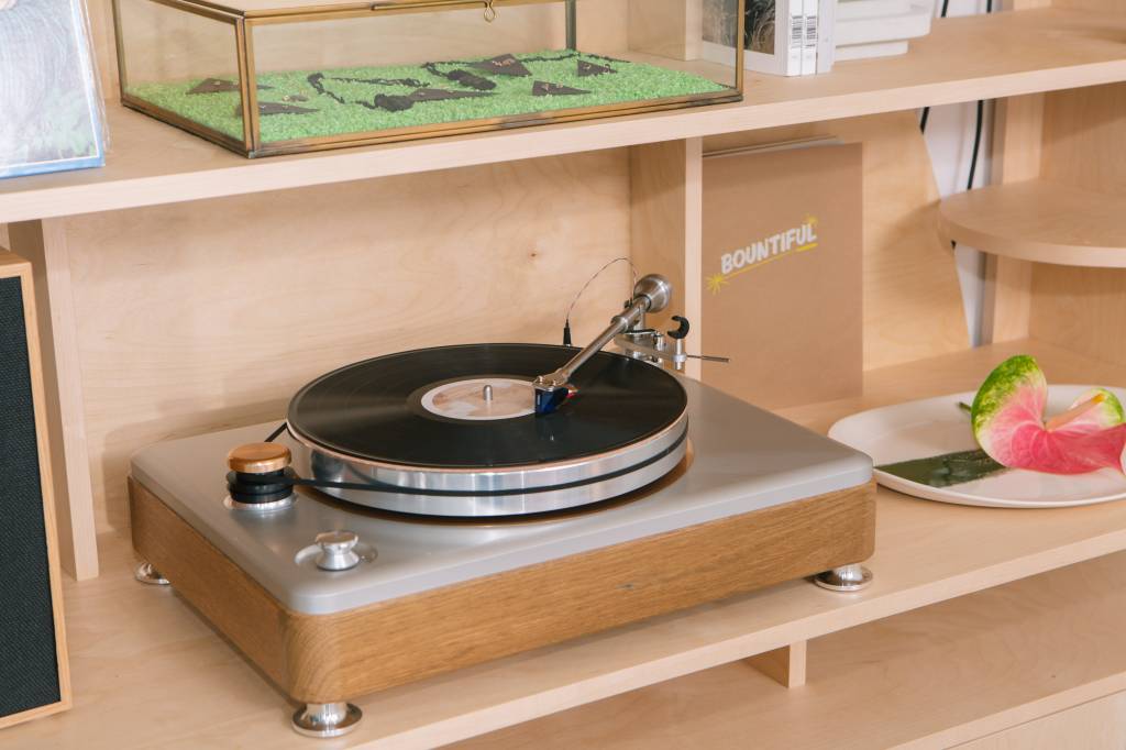 Shinola Audio The Rose Gold Runwell Turntable