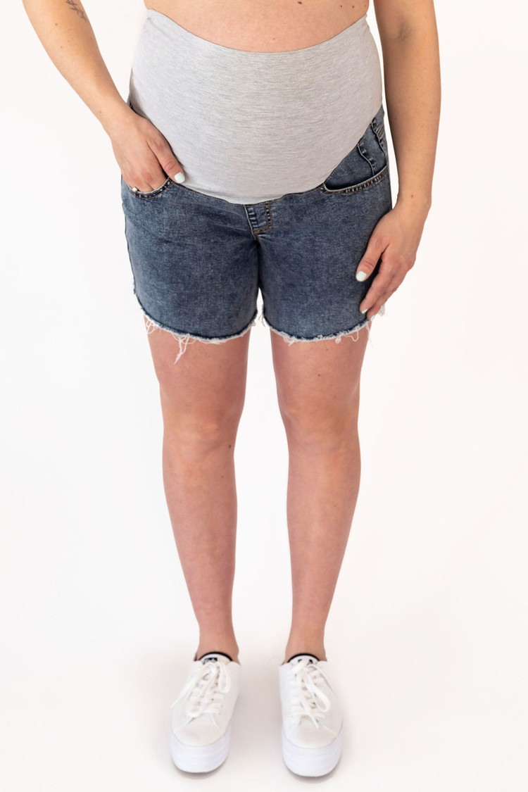 ROSE MATERNITÉ SHORTS AVEC FRANGES - DENIM