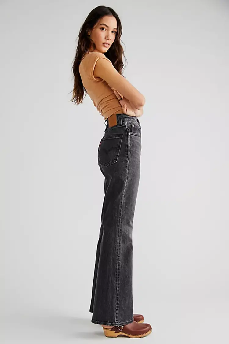 LEVI'S JEANS 70'S HIGH FLARE - JUST A HINT