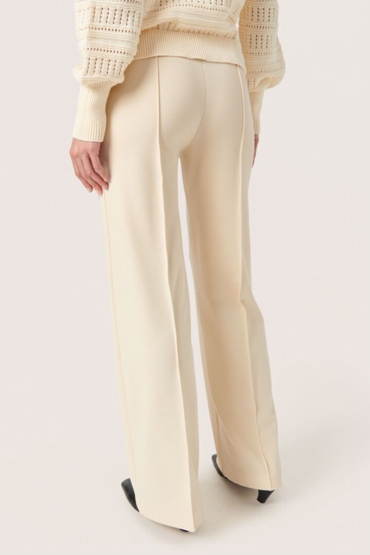 SOAKED IN LUXURY PANTALON BEA - SANDSHELL