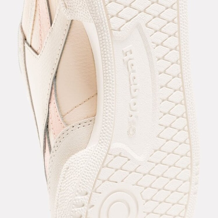 REEBOK CHAUSSURE CLUB C REVENGE - TAPIOCA/WASHEDCLAY/MOON