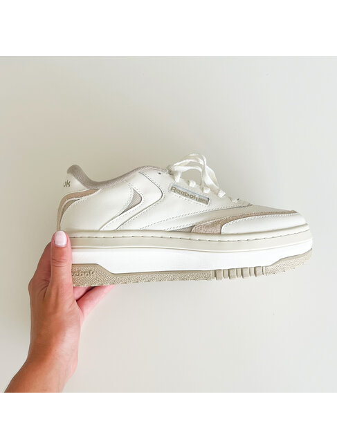 REEBOK CHAUSSURE CLUB C EXTRA - CHALK/CHALK/MUSHROOM