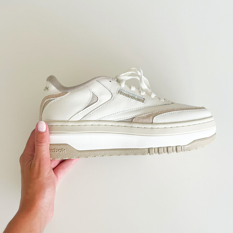 REEBOK CHAUSSURE CLUB C EXTRA - CHALK/CHALK/MUSHROOM