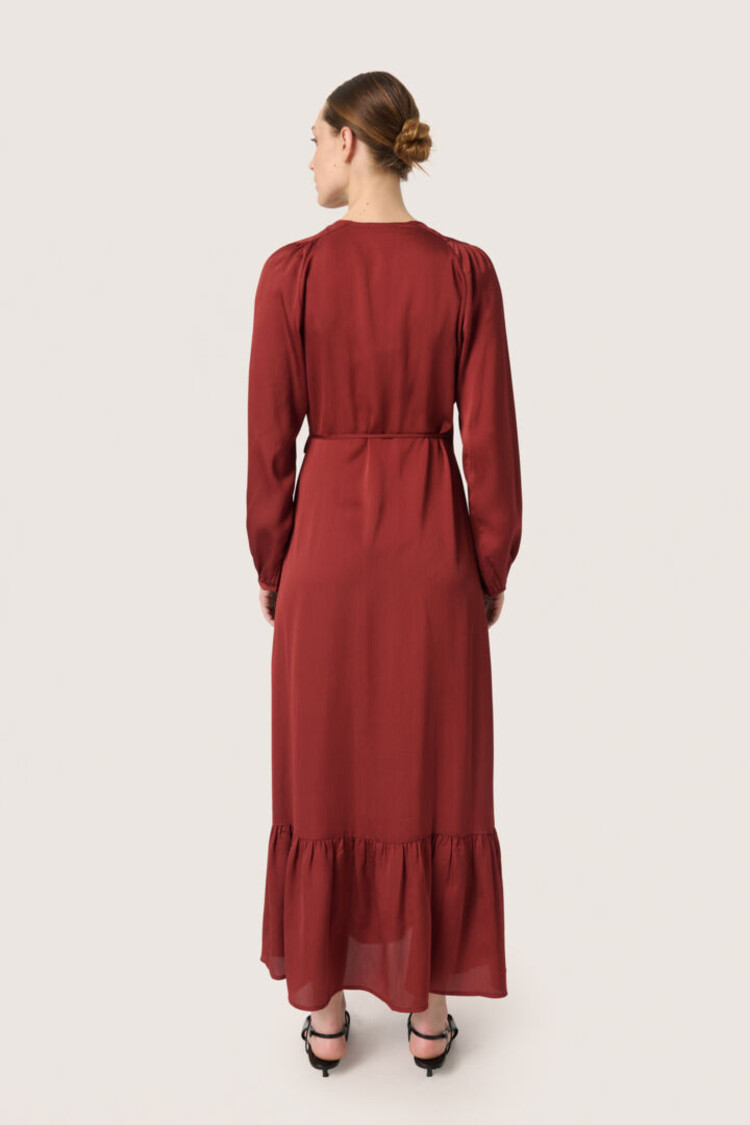 SOAKED IN LUXURY ROBE LOANA - RUSSET BROWN