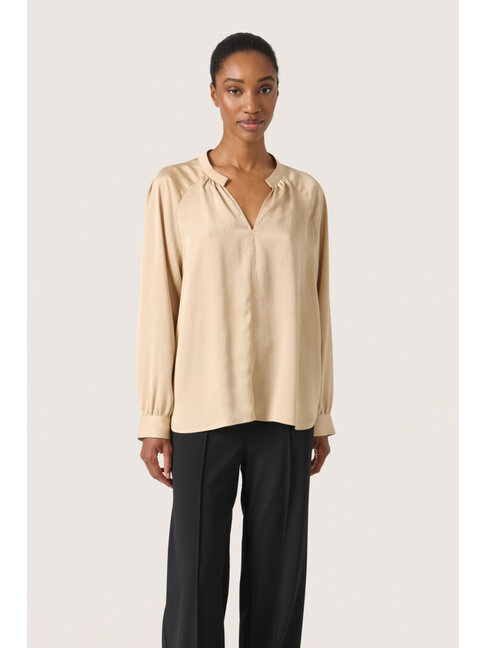 SOAKED IN LUXURY BLOUSE LOANA - IRISH CREAM