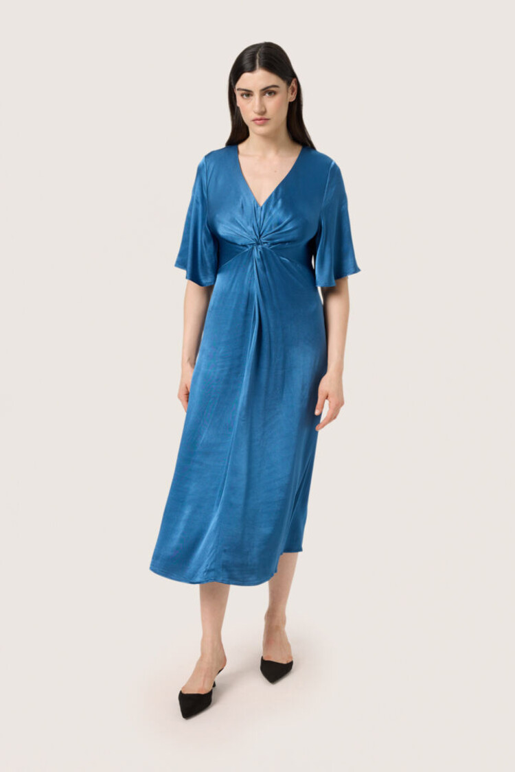 SOAKED IN LUXURY ROBE MILU - ENSIGN BLUE