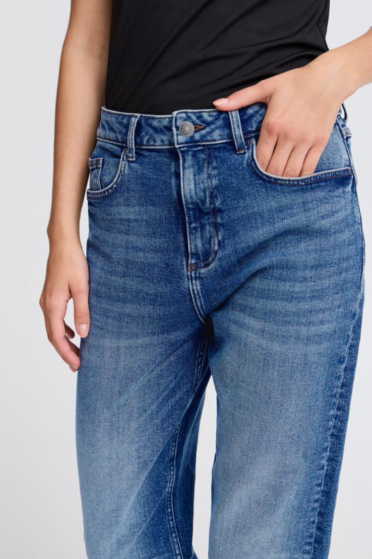 B.YOUNG MOM JEANS LOETTA - MID BLUE DENIM
