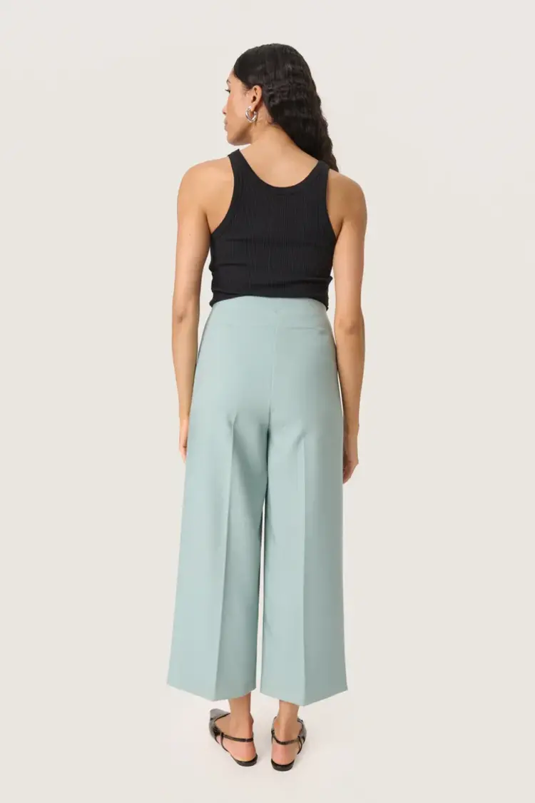 SOAKED IN LUXURY PANTALON CORINNE WIDE - BLEU/ARGENT