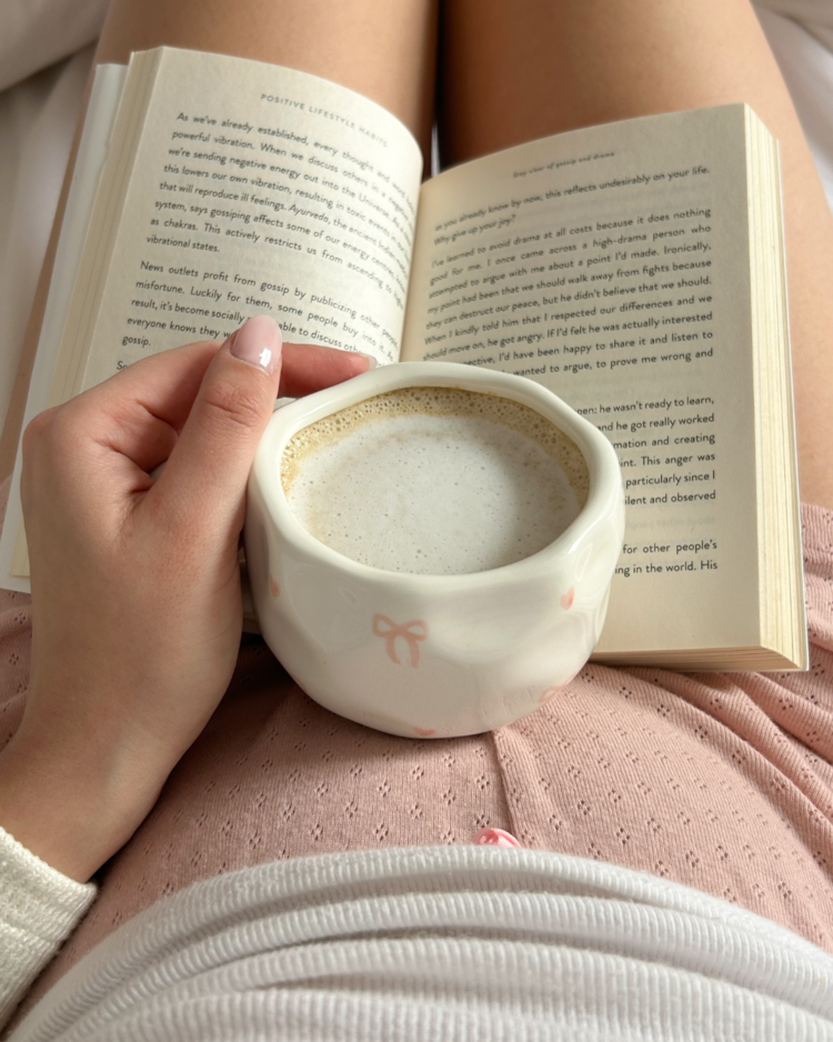 MOI D'ABORD TASSE AMOUR EN BOUCLE