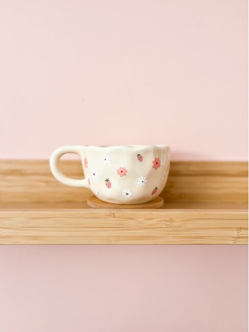 MÕMY TASSE EN CÉRAMIQUE CRÈME - FRAISES & FLEURS