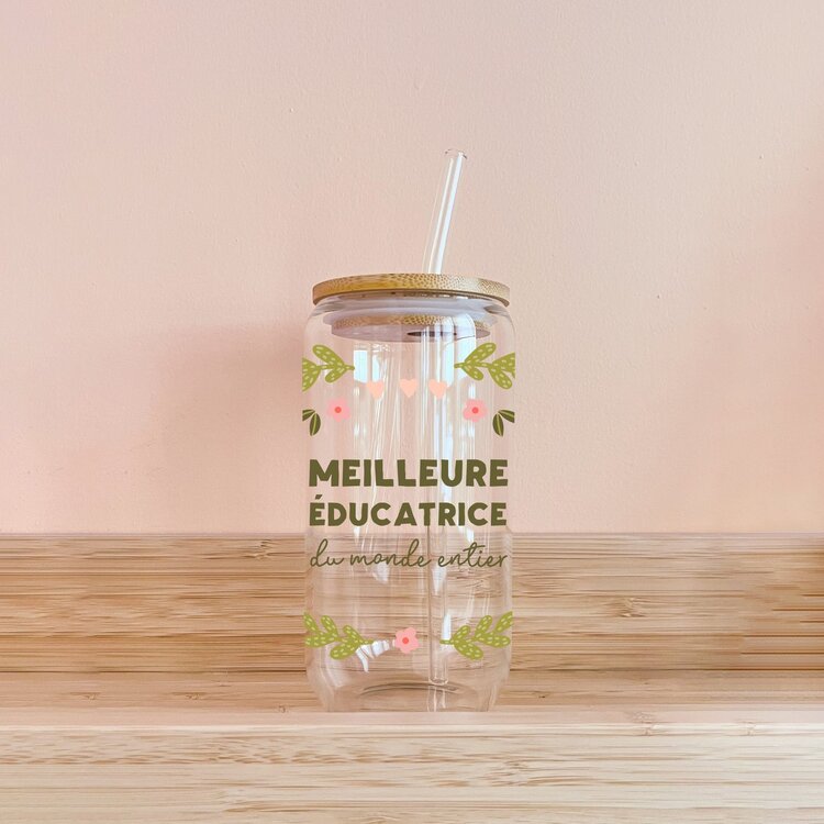 MÕMY VERRE - MEILLEURE ÉDUCATRICE DU MONDE ENTIER