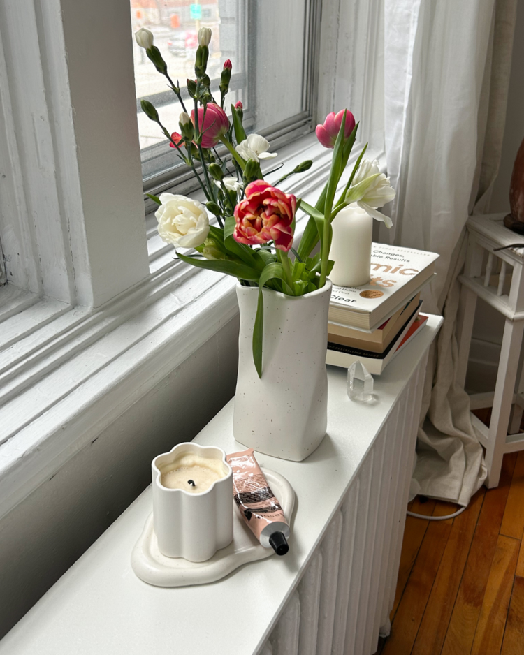 MOI D'ABORD VASE IRRÉGULIER MOUCHETÉ