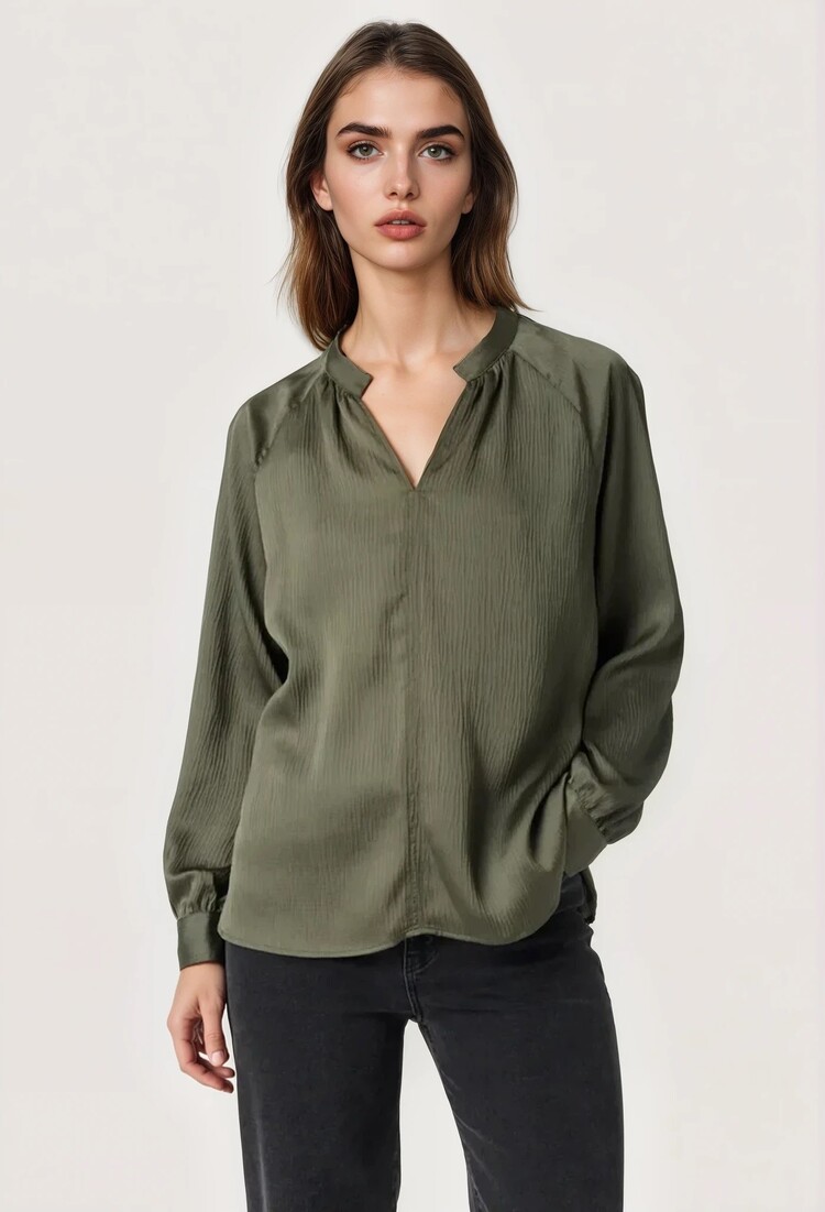 SOAKED IN LUXURY BLOUSE LOANA - GRAPE LEAF