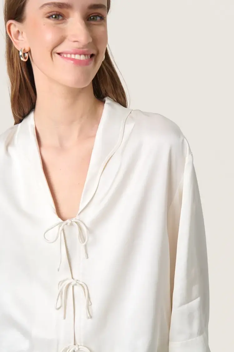 SOAKED IN LUXURY BLOUSE ELIA - WHISPER WHITE